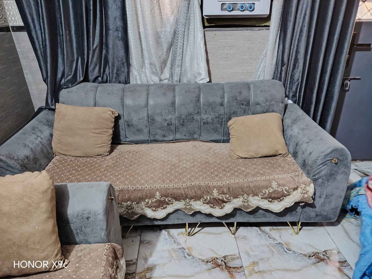 للبيع ٣٠٠


**إذا كنت صاحب هذا الإعلان وتريد حذفه لأي سبب، رجاءا أرسل رسالة إلى الدعم الفني**
