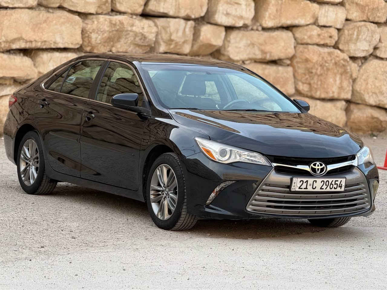 تويوتا كامري موديل ٢٠١٦ مواصفات se رقم سليمانية دولي سنوية جديدة لغاية ٢٠٢٨ بسمي شرط التحويل او الوكالة نفس اليوم مواصفات كشنات جلد ٣ گير شفتات بالاستيرن شاشة وكامرة تحكم ستيرن و كروز سرعة ويل كروم كشن كهربائي ماشية ١٠٠ الف سپير ما نازل كتلوكات الشركة موجود گير ومحرك شرط برغي ما مفتوح ٤ تايرات صدر امامي وخلفي جديد بيه قطعتين صبغ جاملغ و بونيد الباقي مكفولة بدون شخوط و رصعات وتعديل السعر مناسب ١٣٦ وبيه مجال للشراي كاتب كل التفاصيل اقرا المنشور كامل شراي خابرني وتدلل مكان السيارة كركوك رقم الموبايل
*********** كركوك, العراق
