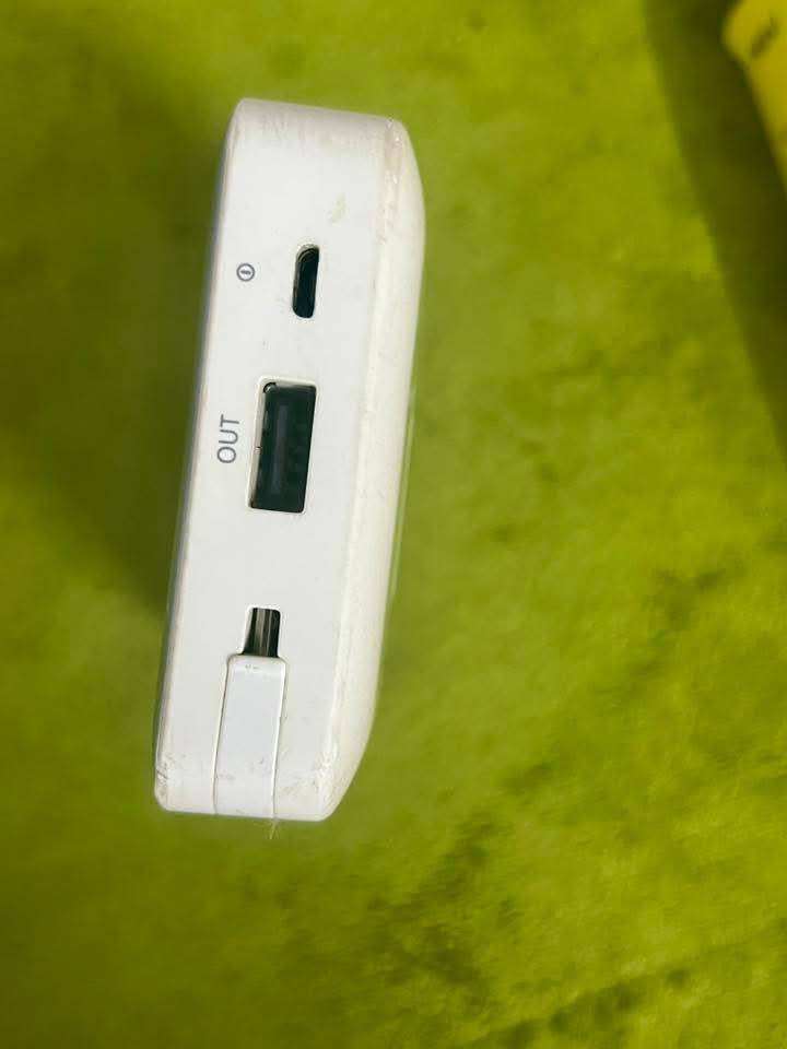 باور بينك عدد ثنين مثل ما موضح بالصوره اذا مهتم تعال خاص نتفاهم


**إذا كنت صاحب هذا الإعلان وتريد حذفه لأي سبب، رجاءا أرسل رسالة إلى الدعم الفني**