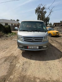 سياره فتون للبيع موديل 2010 رقم انكليزي جاهزه للشغل  عوزها صدر امامي ت...