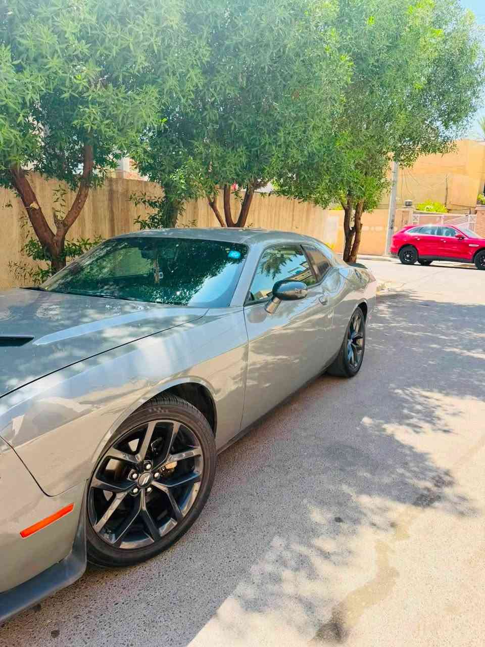 سلام عليكم 
دوج جالنجر 2018 SXT
فول مواصفات دينار واحد متصرف عليها السياره جاهزه من كلشي تجي وتشوف بعينك 
السياره قطعتين وبيها بارد نزلت السونار بل منشور 
رقم بغداد تحويل مباشر 
السعر 154 وبيها مجال حك الجيه 
رقم الهاتف ***********
