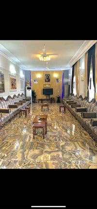 تخم ديوان للبيع عدد ٢٢ قطعة للاستفسار 07714345678