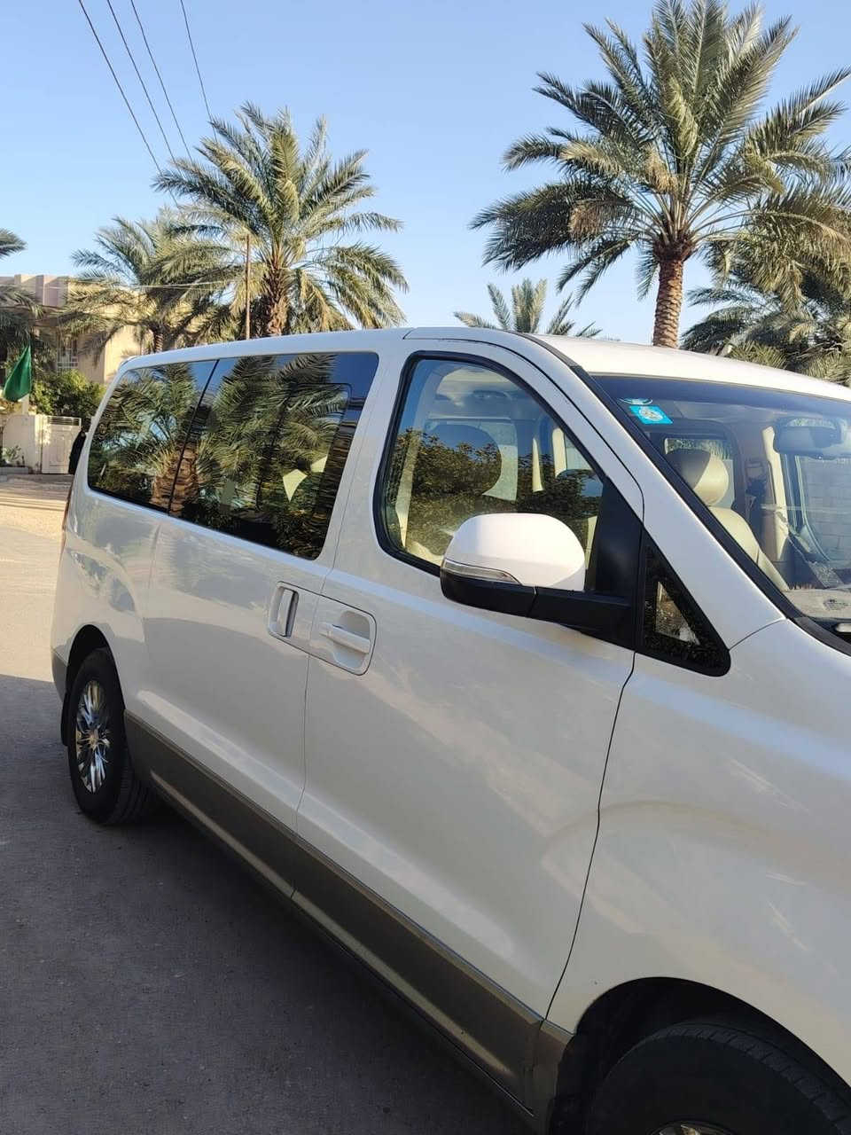 السلام عليكم..
ستاركس للبيع موديل 2020 نظيفه جدا 
مكفوله عدى مكينه تصرف ..
المكان واسط قضاء الصويره ...
للاستفسار على الرقم  ***********
