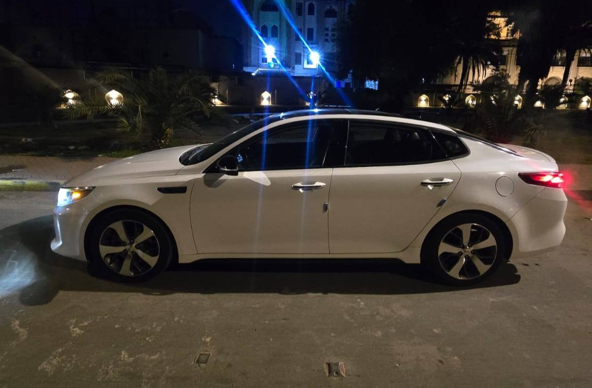 السلام عليكم 
اوبتيما 2018 sx أمريكي 
1 _ محرك 2000 تيربو 
2 _ بانوراما ٣ طكات 
3 _ بصمة تشغيل + بصمة ابواب
4  _ ترحيب بالبيبان عند الاقتراب من السيارة
5 _ مري قلاب عند الرجوع 
6 _ نقاط عمية 
7  _ رادارات جانبية من تنطي اشارة يدك عندك تنبيه 
8  _ حساسات خلفية وجانبية 
9  _ ويل رياضي قياس 18+ فجوج اربعة حمر 
10 _ لدات امامي خلفي 
11 _ المازدة تجي عدستين زنون بلادي ومتحركة وية حركة الستيرن + الاضاءات اوتو 
12 _ تبريد وتدفئة كشنات 
13  _ كشنات كهرباء 
14  _ خزن ميموري 
15 _ شفتات ستيرن 
16 _ وضعيات قيادة ايكو وسبورت ونورمال 
17  _ تبريد قطعتين امامي خلفي 
18 _ صندوق يفتح عند الاقتراب بعد اربع ثواني 
19 _ تحكمات ستيرن 
20 _ شاشة اعطال +  حساس قياس الاطارات 
21 _ دركة ستيرن رياضية مختومة بعلامة sx + الجاملغات مختومة بتيربو 
22  _ شاشة السيارة تدعم اندرويد اوتو وابل كار بلي والواي فاي + منافذ شحن يو اس بي وجداحة 12 فولط امامي وخلفي 
23 _ بنيد جكات 
السيارة 
ماشية 59 الف حقيقي
 سبير والعدة مالتها كاملة مكفولة كير ومحرك مداريها دهن وبانزين حادثها مال امريكا صندوك نفسه مصبوغ ومرجعين الحواف مال جاملغات الخلفية عل بارد والصور مرفقة بالمنشور وصارت عندي طعجة بسيطة بالجاملغ الامامي رجعتها عل بارد والباب ايضا بيه بارد 
السيارة بغداد رقم الجديد 

مكانها بغداد / الاعظمية 
رقم صاحب السياره 
***********

السعر :: اطلبه بالتعليقات يصلك خاص 📩

#ادارة_الصفحه ⚡

ملاحظه / 🔴
مدير الصفحه غير مسؤول عن بيع وشراء واصوليات السياره نحن صفحه لعرض السيارات فقط.
