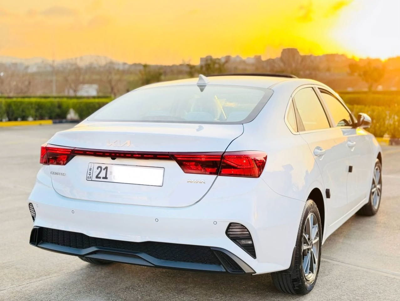 بسم الله الرحمن الرحيم 

كيا سيراتو 2023 خليجي شركة NIM ضمان خمس سنوات 
مكفول كفالة عامة
مثل زيرو 
عنوان السليمانية 
رقم صاحب السيارة:.***********
ماشي:.26,000KM
محرك:.2000 دوش المرغوب 

فول مواصفات ما عدا بصمة 

مواصفات:.
سلايد 
ليد أمامي و خلفي 
حساس أمامي و خلفي 
بلاجكتور 
شاشة حجم كبير
كاميرة 
مري شفط 
صندوك ذكي 
تبريد قطعتين 
ويل كروم 
داخل بيجي

تحويل وكالة نفس اليوم 
رقم و سنوية جديد 
رقم السليمانية دولي 

عنوان السليمانية 
رقم صاحب السيارة:.***********
