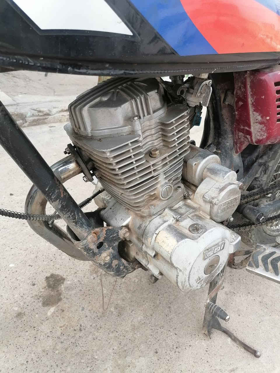 مطار للبيع السعر 200 وبي مجال ماطور قدام الحين المكان حي زنجيلي السعر 200


**إذا كنت صاحب هذا الإعلان وتريد حذفه لأي سبب، رجاءا أرسل رسالة إلى الدعم الفني**