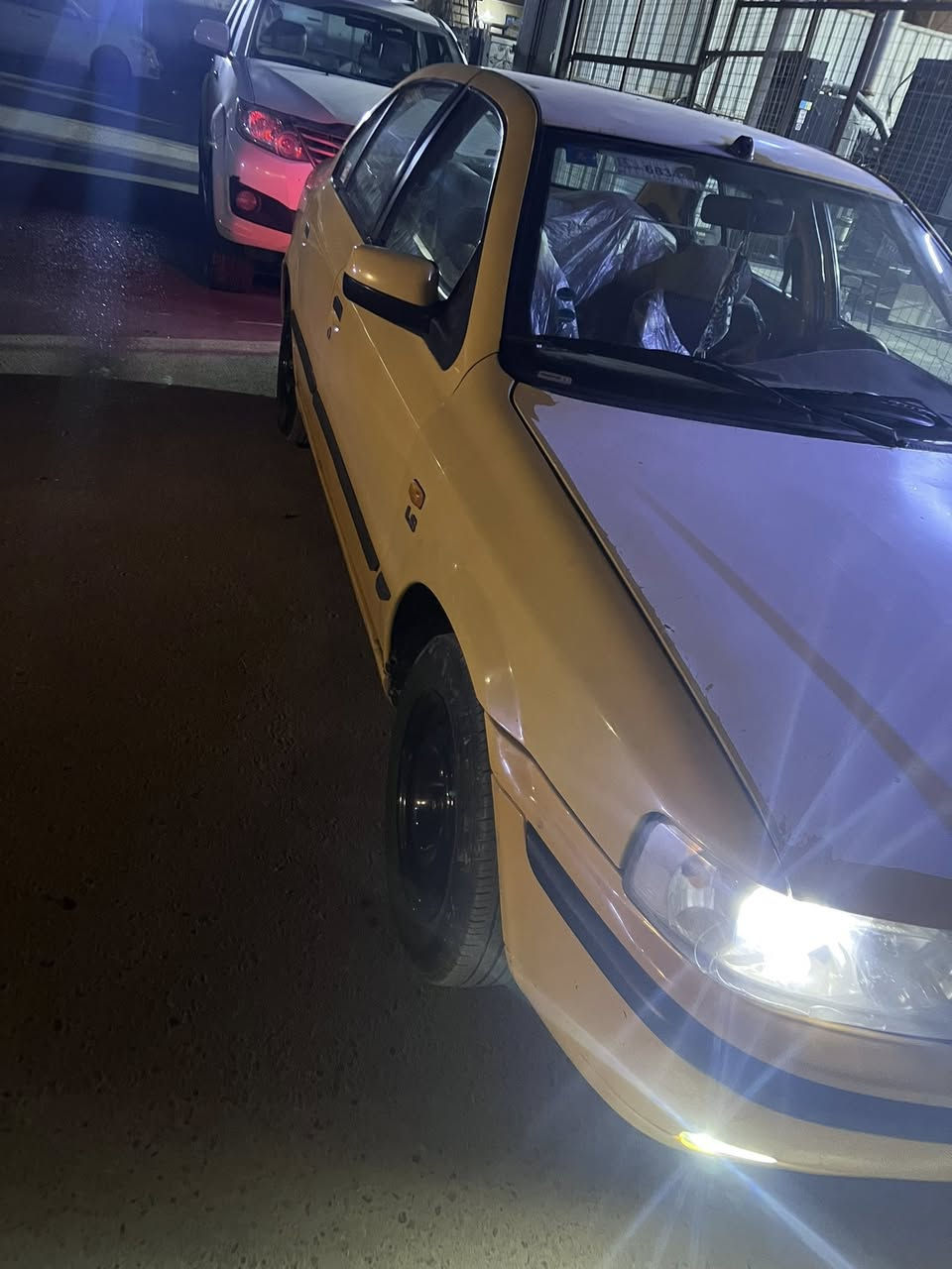 السلام عليكم اخوان سمند للبيع موديل 11 اي نقص مابيها لسياره تشغل وتطلع بوجهك للشارع عارضها 33 وبيها مجال 
***********
