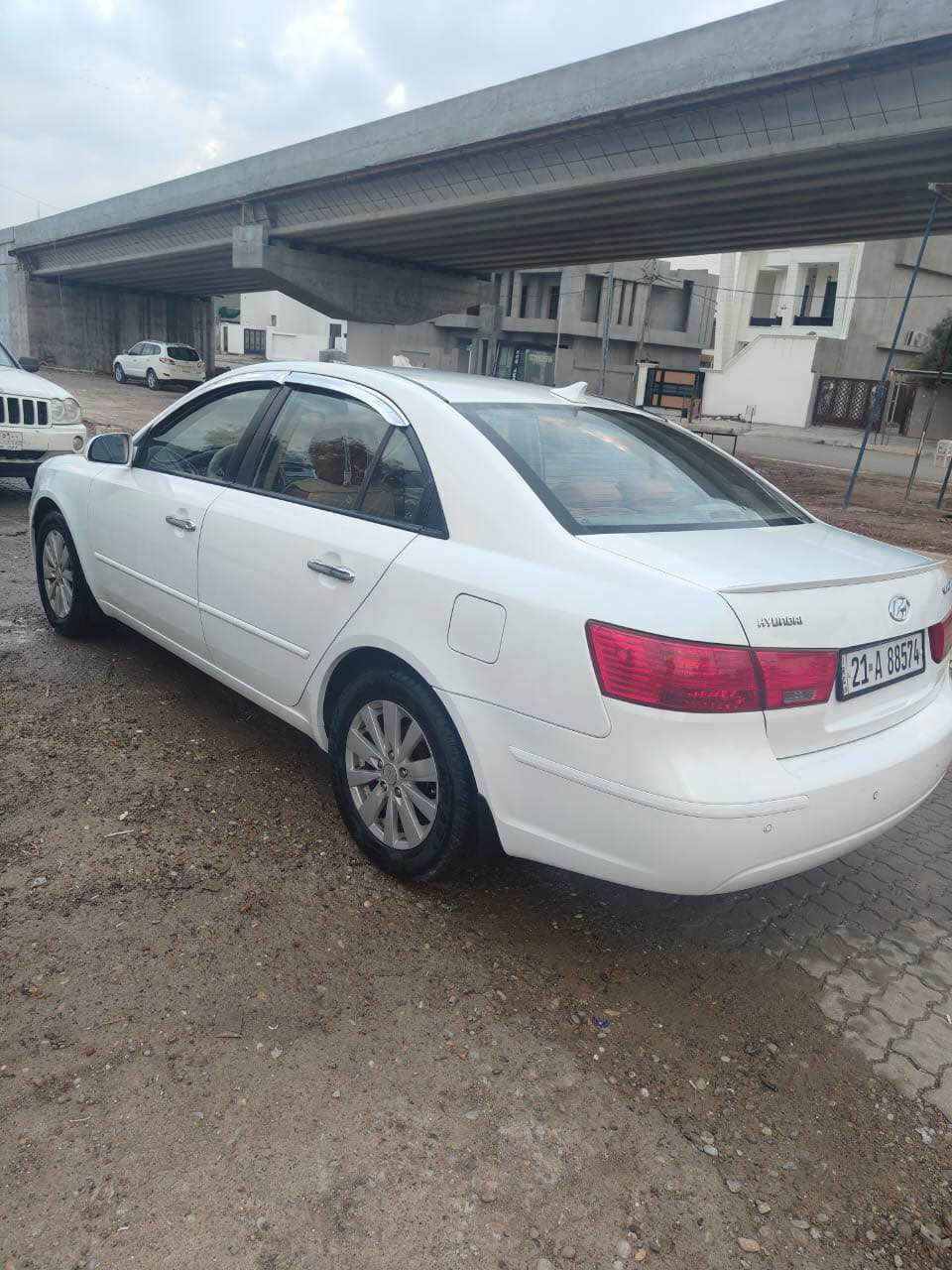 هونداي سوناتا وارد كندي موديل 2009 حجم مكينة 2400 بدون اي ضرر او صبغ او تعديل كلين وماشية 126 الف فقط  رقم وسنوية جديد لحد 2028 تحويل او وكالة بشرط دفتر بنزين موجود للاستفسار الاتصال على الرقم *********** 
مكان السيارة كركوك كركوك, العراق
