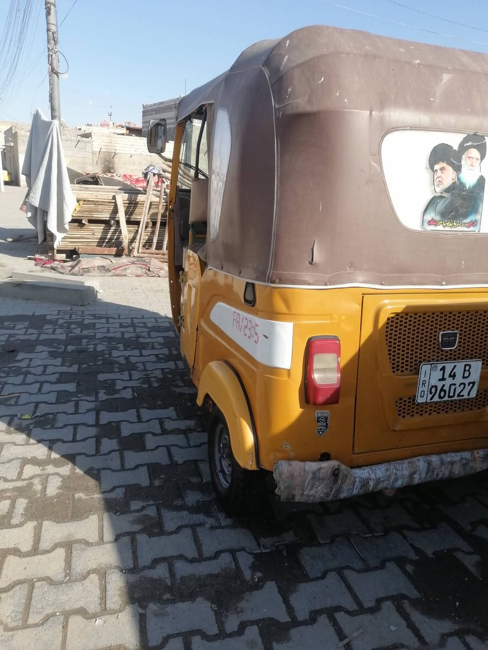 السلام عليكم مرخصت مدير الكروب تكتك واحد وعشرين رقم وسنويه بصره تكتك مثل ما موضحه بل صوره السعر 5250 وبيه مجال قليل مكاني بصره صبخت العرب ملاحظه المو شراي لا يطبلي *********** وهاذ رقمي متواجد عل نت وعل رصيد
