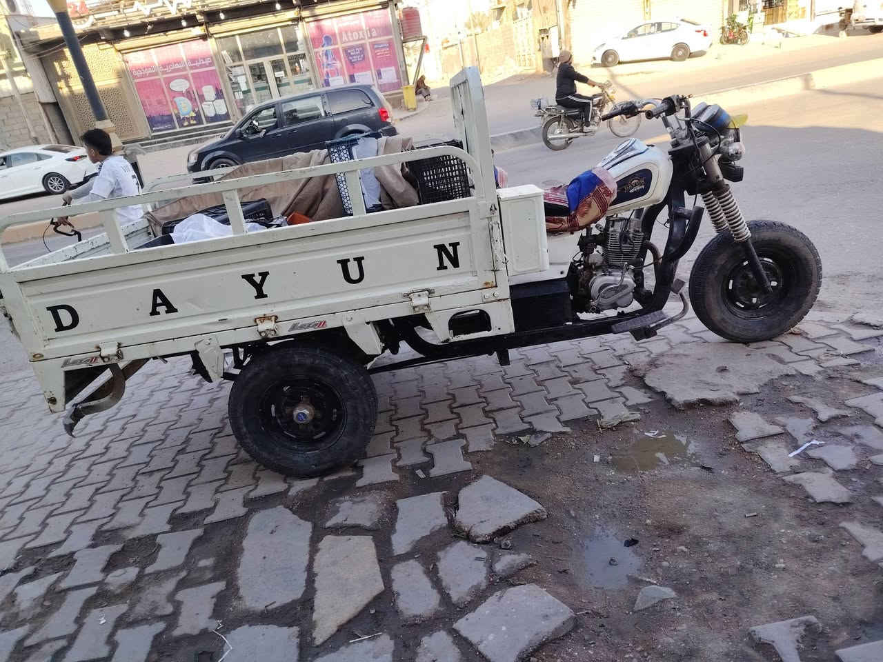 سلام عليكم ستوته مديل ١٧ نظيفه بس ماغاسلها سعرها ١٤٠٠ البصره لمشراق لقديم ***********
