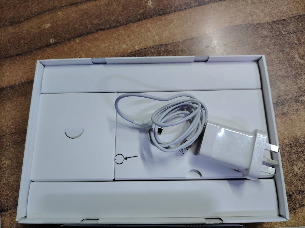 ايباد للبيع مستخدم قليل 
ملحقات كامل ب 170وبي مجال


**إذا كنت صاحب هذا الإعلان وتريد حذفه لأي سبب، رجاءا أرسل رسالة إلى الدعم الفني**