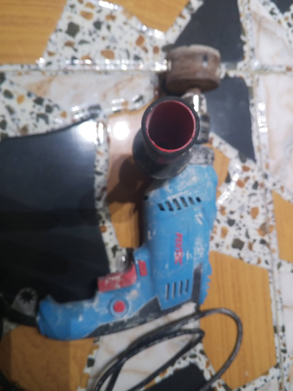 السلام عليكم غراض عماله لبيع توصيل داخل بغداد 
***********
السعر قفل 100
