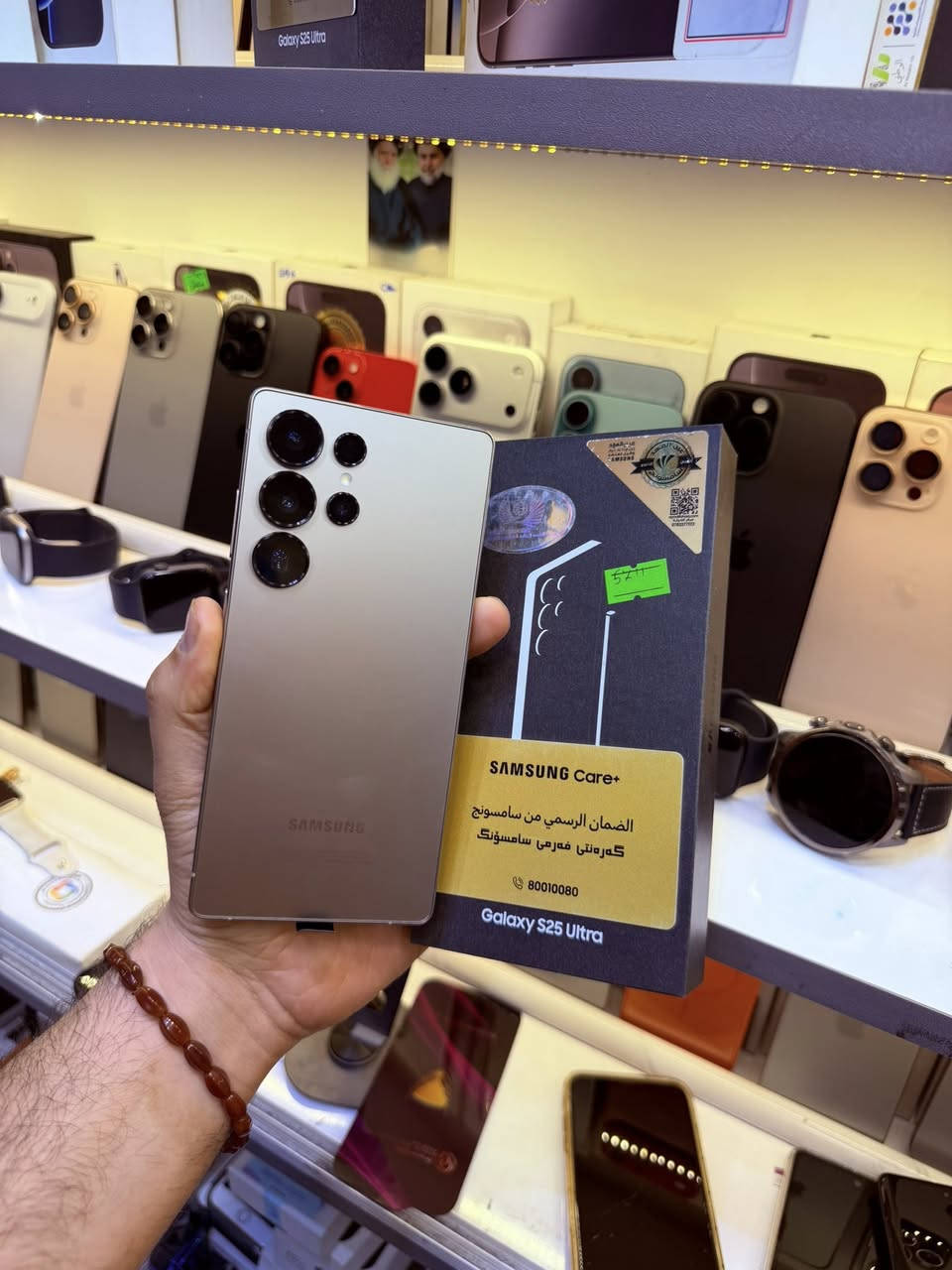 سامسونج 25 الترا ذاكرتة 256 عشوائية 12 جهاز نظيف مكفول وبلادي وجميع ملحقاته اصلية موجودة للبيع او مراوس مكاني النجف ***********
مستخدم أيام قليلة
