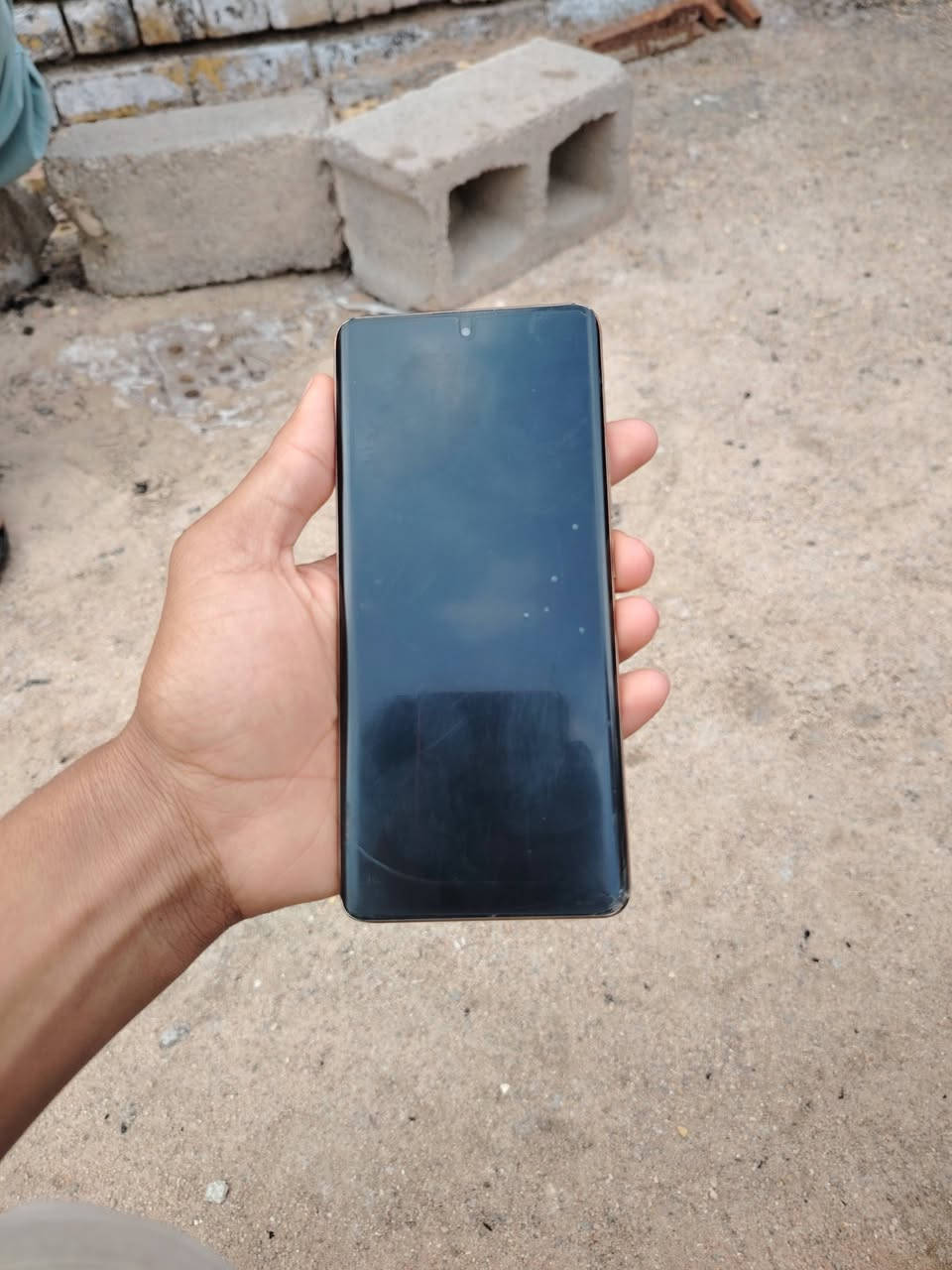ريدمي 11 برو البيع نضافه فول سعر 180 وبيه مجال مكان ناصريه سديناويه ***********
