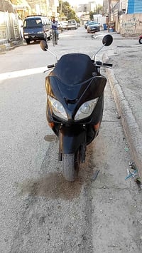 للبيع 08. عميه  نقصهه جاملغ خلفي + مجمع سلف  فقط ادامه لمنضومه البانزي...