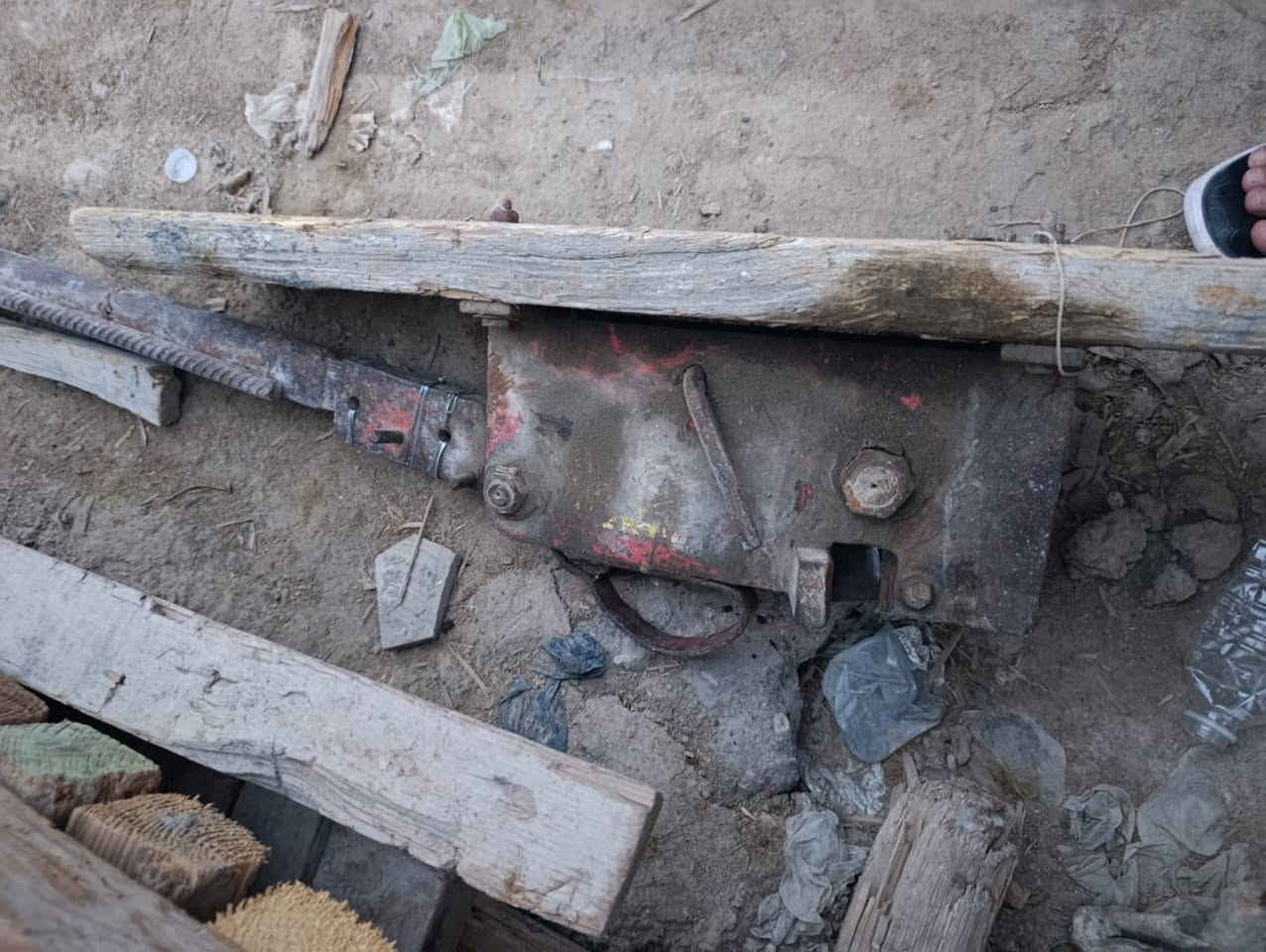 مقص للبيع المكان بابل الرقم (***********)
