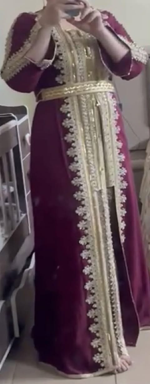 قفطان جديد كلش بس ع كد التكديرة قياس ٤٨ ويلبس ٤٦ ماخذتة ب٩٠ابيعة ب٦٥ مكاني الكاظمية


**إذا كنت صاحب هذا الإعلان وتريد حذفه لأي سبب، رجاءا أرسل رسالة إلى الدعم الفني**