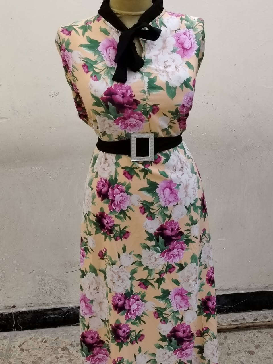 جميع الوان موجوده  السعر 8 تالف فري سايز 
الخطيب شارع مشمه قرب ماركت الباش
***********
