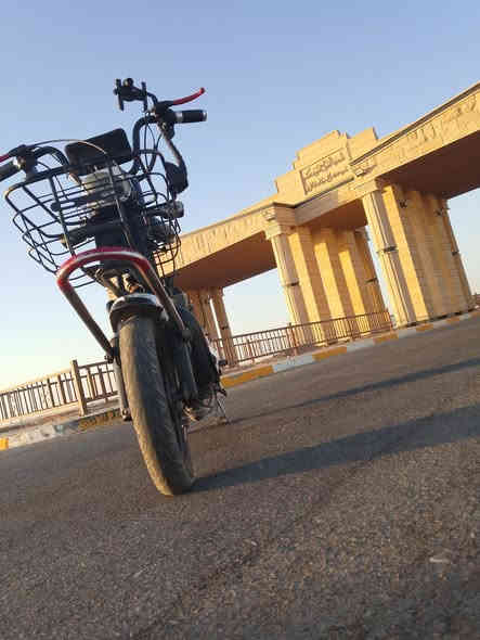 السلام عليكم دراجة شحن السعر 250 وبي مجال البيع  مكاني ناحيت قراچ فول مواصافات باتري 4 ليثيم حجم 14 سرعة 99 الموديل 2023 تصال علا هذا رقم ***********
