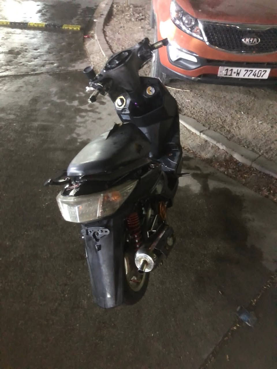 السلام عليكم اخوان
سكنس ياباني نوزل ستان كهربائي 
للبيع الدراجة عليها تزويد خارجي خفيف  صالنصه وشويه خفايف 
الي بنفسه الدراجة يراسل واتساب *********** مموجود خاص
