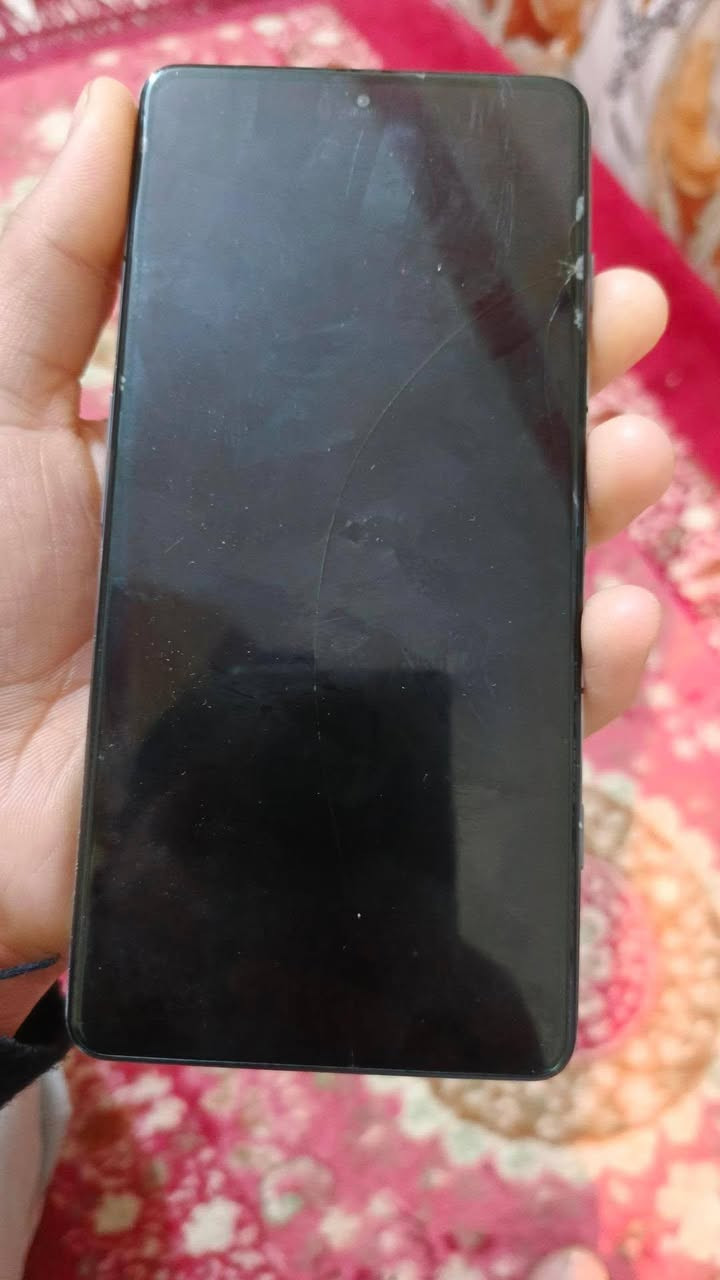 اسلام عليكم POCO F4 GT ابو الشفتات ذاكره 265 معالج Snapdragon 8 Gen 1 فقط البيت مال سمكارت فقط القاعده الفوك مكسوره بس  يشتغل سمكارت طبيعي ول شاشه ول شهر بيهن فطور يرهم مراوس او بيع ***********
