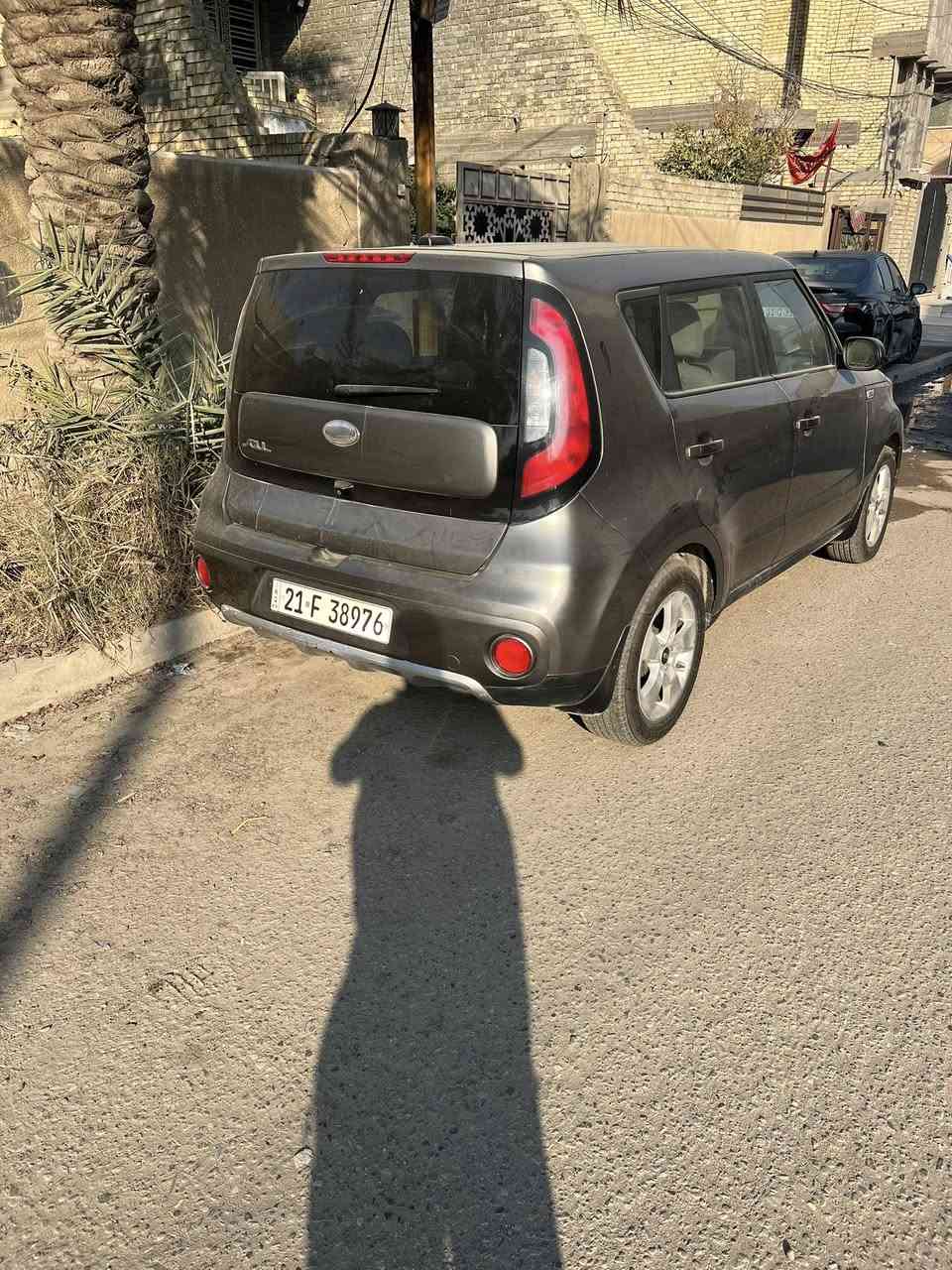 السلام عليكم
صول 2019 محرك 1600 جديده السياره 

ماشيه 83 ألف صدر جديده ومحرك جديد. تخم تاير جديد 

ضررها بسيط جدا خشم البنية وصور الحادث موجود بدون ايرباك 
الباب والجاملغ الخلفي كبير امريكا فقط البنيد اثر الضرر
رقم سليمانيه جديد 

السياره مكانها البلديات سعرها 117 وبيها مجال الاتصال ***********
