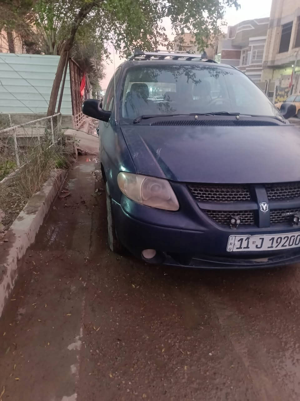 سلام عليكم دوج كرفان موديل ٢٠٠٠٥ بترا سبعة راكب محرك كير لوك صدر لوك تبريد عاطل رقم  بغداد دولي هزة جديدة تحويل مباشر داخلها كلش حلوه ترايهة كلش حلوه بدون ضربة السعر ٥٧ وبيه مجال للطيبين رقم الهاتف *********** بغداد ***********
