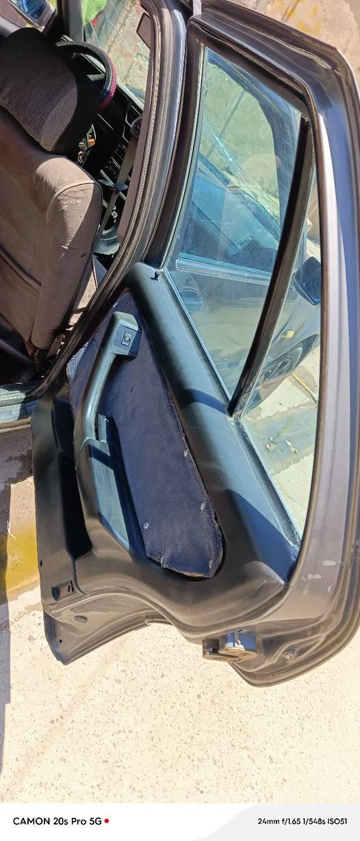 للبيع سياره فيات كروما محرك گير فرخ بطه نشاط تنميرات اوتوماتيك شرط لانفخ ولا صرف رقم الماني سنويه عضم عاج تحويل فقط شرعي موجود صدر تعبان ربل يتبدل  اسعر مليون و400 الف اتصل ***********
