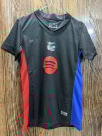 دريسات تايلندي • مقاس M • برشلونة ريال مدريد تشيلسي