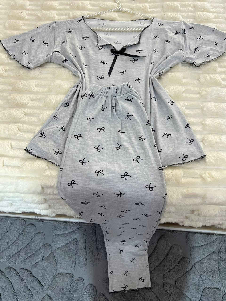 من كولكشن العيد الجميل 🥹♥️♥️
بيجامات فاخرة تجنن بالألوان راقية 
خامه ممتازه كوالتي عال جدا
قالبه هاف يخليكم تقطرون انوثه🤌🏻♥️
توصيل 3 جميع المحافظات


**إذا كنت صاحب هذا الإعلان وتريد حذفه لأي سبب، رجاءا أرسل رسالة إلى الدعم الفني**