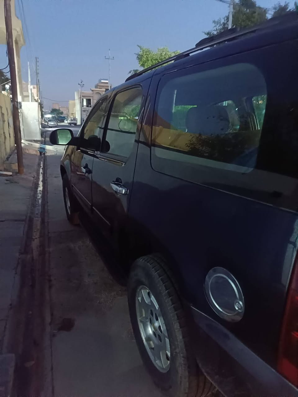 تاهو 2007 رقم كركوك سياره جديده تخم تاير تبريد تدفئه كير محرك بشرط قطعتين صبغ كلير ب امريكا سياره ماشيه 72 ميل فقط مكانهه كركوك ب اسمي تحويل ثاني يوم السعر 180 *********** كركوك, العراق
