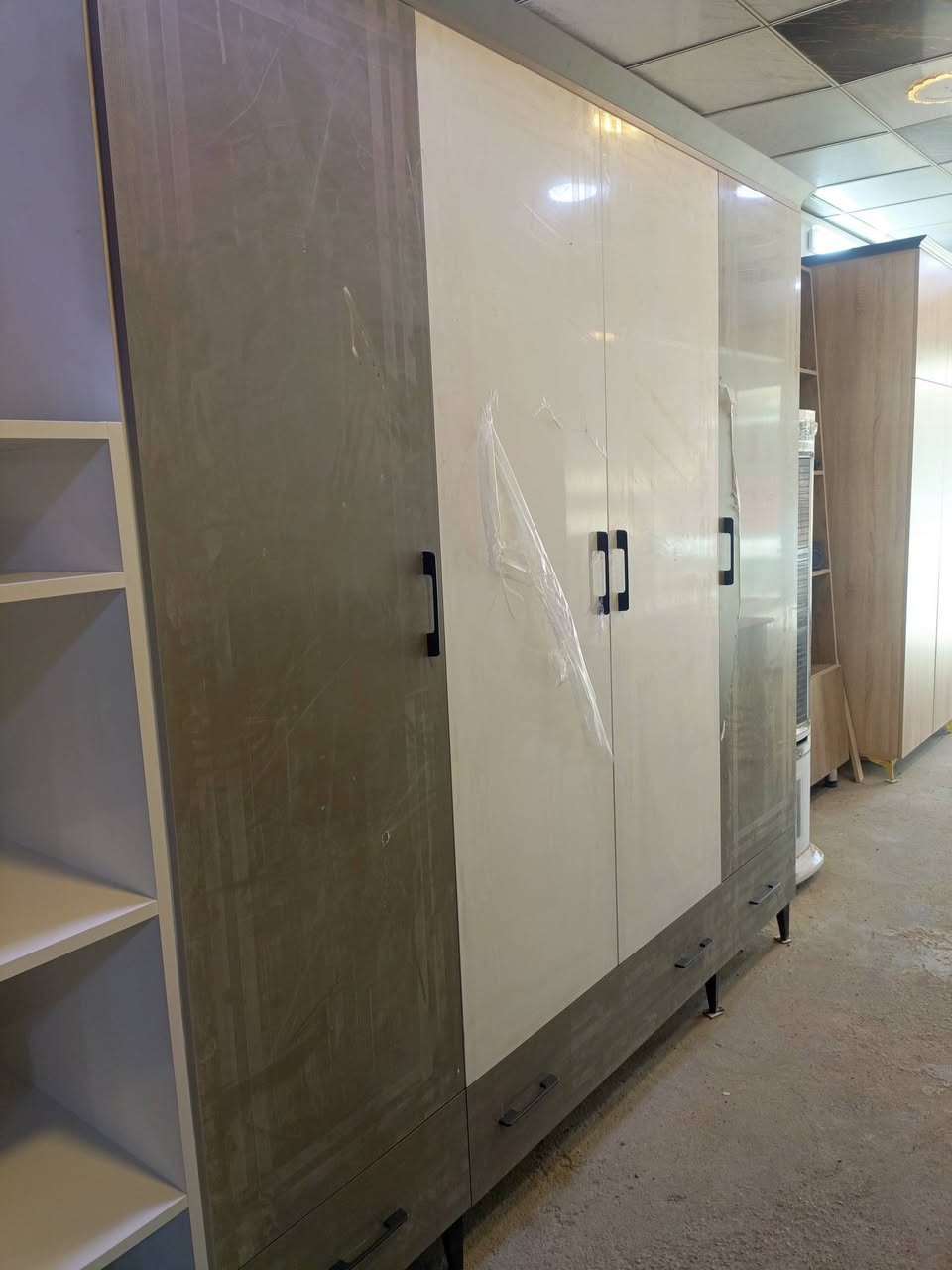 كناتير نجاره تركي 
جديدات باين هاي جلاس 
العنوان كوت المشروع 
‏‪***********‬‏
