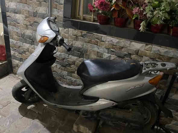 السلام عليكم عصفوريه للبيع شغاله سيلفي وهوندا حلوه ما بيها نقص السعر225 بيها مجال مكان بغداد الحبيبيه ***********
