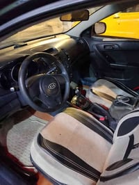 سيراتو خليجي 2012 بيها الهلالات الخليفة واحد بي طخه صغيره و الثاني بي ...