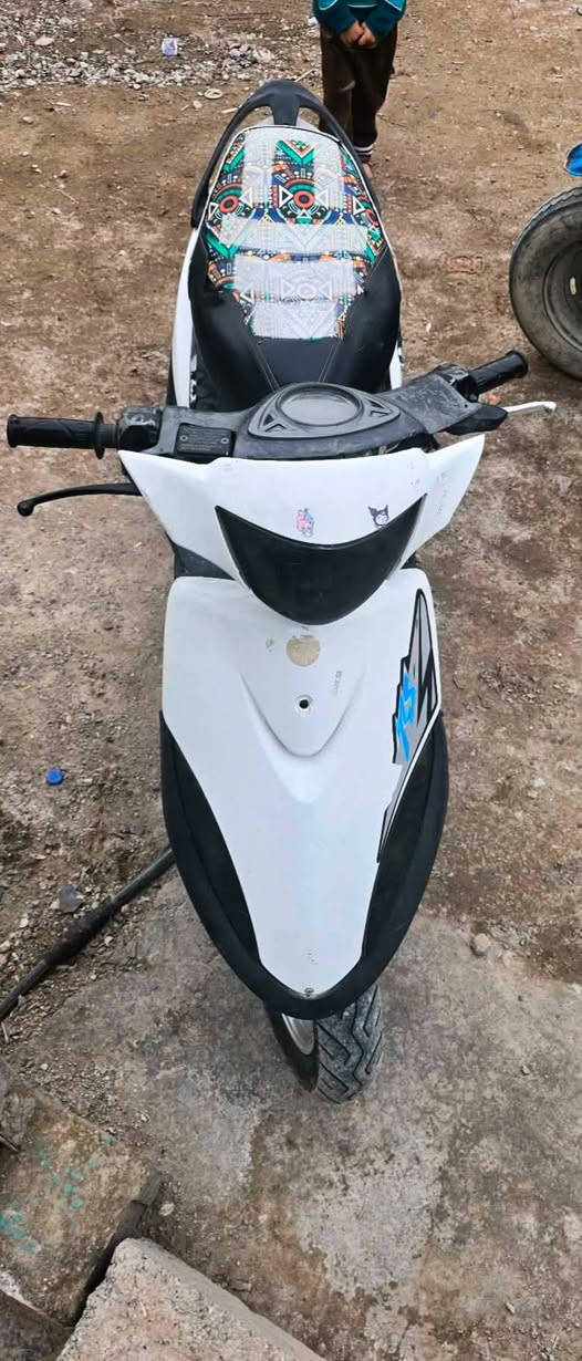 السلام عليكم ماكس
للبيع الماطور خير من الله الدراجه صار بيهه عطل بل كهربائيات مالته وتركته
1/كهربائيات شغاله
2/كلشي شغال
3/تخم تأير جيلاتين
4/كلجات جدد رياضي
5/الكفر بلادي
6/لايت زنون اصلي
سعرهه خاص المؤشراي لا يدخل


**إذا كنت صاحب هذا الإعلان وتريد حذفه لأي سبب، رجاءا أرسل رسالة إلى الدعم الفني**