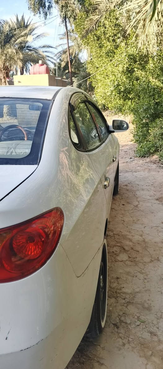 سلام عليكم النترا 2010 جاهزه من كلشي كير مكينه حداديه 
تخم تاير خطه رقم انكليزي بسمي مكاني ديوانيه قضاء غماس 
تصال واستفسار ع رقم ***********.    سعر 120 بيه مجال
