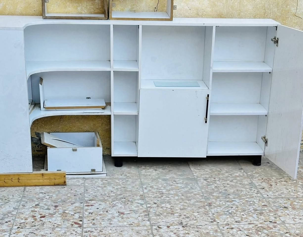 كدامك ميز عملي خشب نظيف 
ب٥٠ الف


**إذا كنت صاحب هذا الإعلان وتريد حذفه لأي سبب، رجاءا أرسل رسالة إلى الدعم الفني**