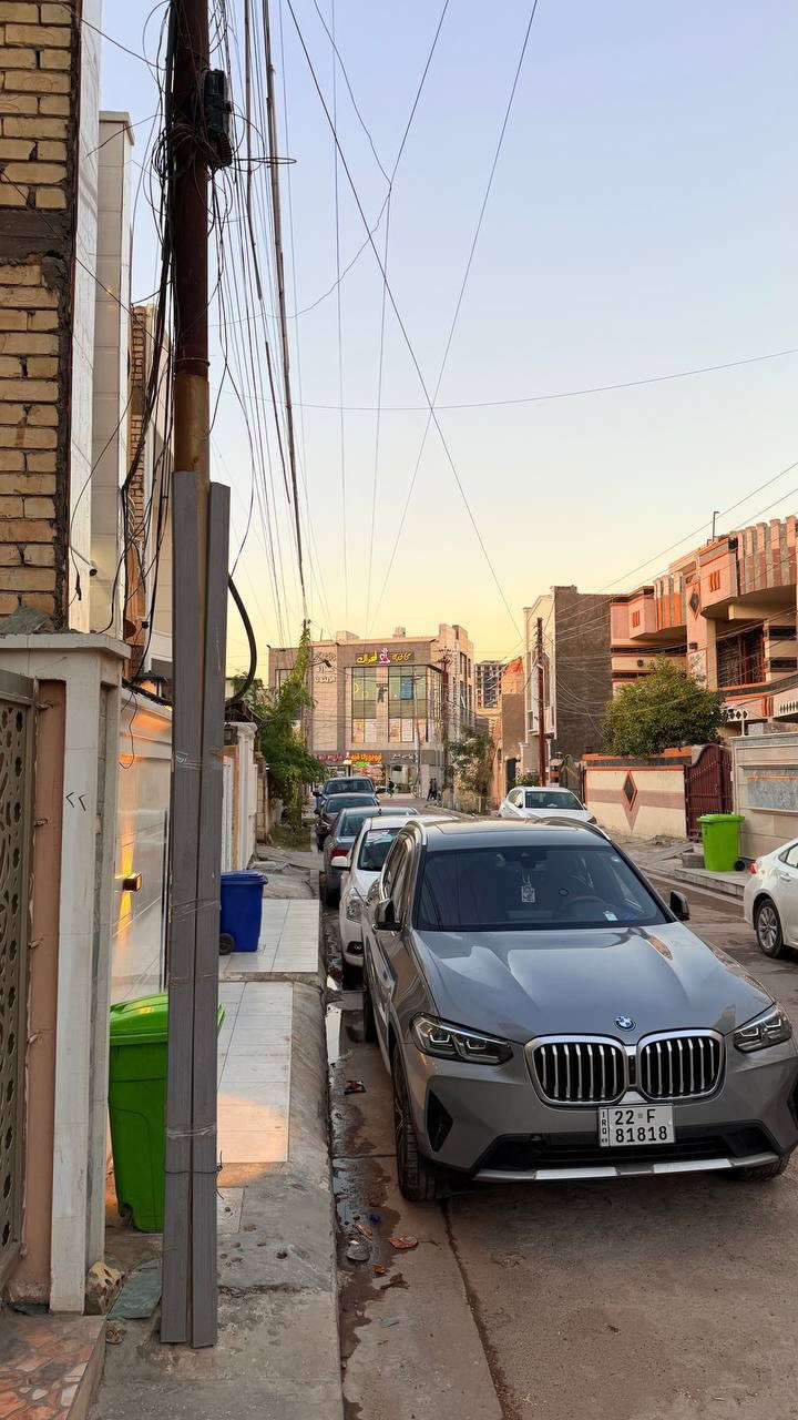 #ياالله_عرض_ستثماري_للبيع 🏬🏬

دار للبيع مساحة 1️⃣5️⃣0️⃣ م 

حي جهاد 📍الشارقة قرب أسواق بوتو موقع مميز ومنطقة حلوه وهادىء//

____________________________\\\\\_______

محتويات العقار // ثلاث 3️⃣ وحدات سكنية //

 قرب شارع العام بناء جديد غير مسكون // 💯👍

كل طابق معزول عزل تأم // 👍👍

محتويات الوحدة السكنية  غرف نوم 2️⃣ 🛌 

 🚾 صالة 🛋️ مطبخ 🍝منؤر 2 هول داخلي 

سخان ماء ماطور //

سعر والاستفسار // 

*********** واتس ☎️

مكتب العدل للعقار 🏘️
