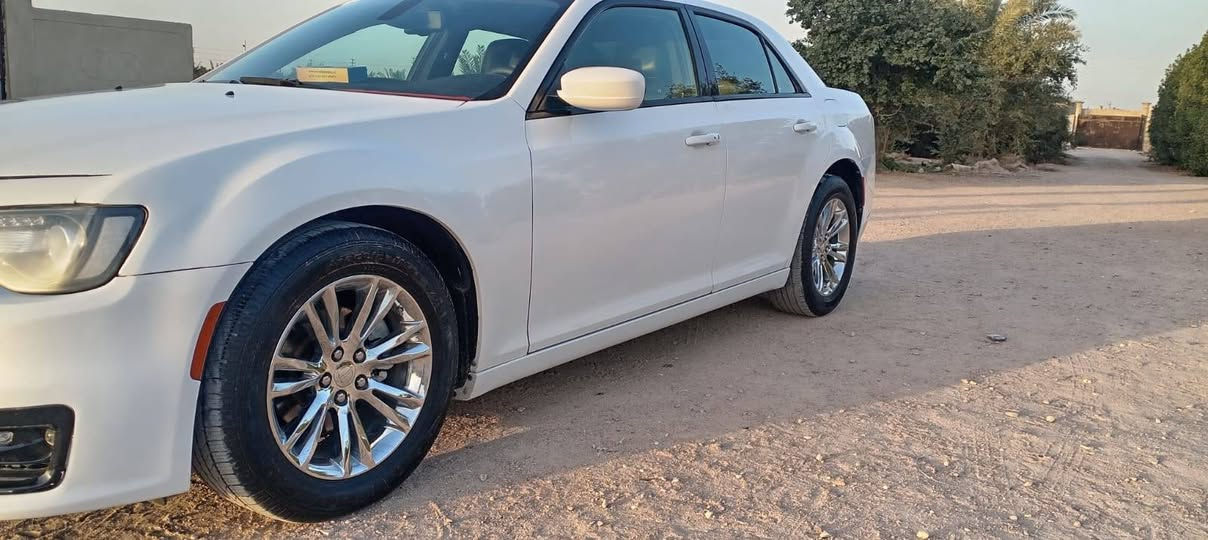 اوباما موديل2020 اصل محرك3و600 بيها ضربه بجاملق فقط
مكينه وكير كفاله  ماشيه260كيلو مداخله بخط ولامشتقله
عنوان بصره زبير *********** السعر225
