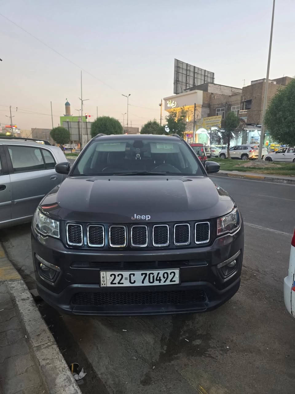 جيب كومباس ٢٠٢٠
الابواب بصمه 
ويل كب 
بلاجكتور 
كشنات هيتر 
ستيرن هيتر
شاشه كبير 
كشن جلد و مخمل
دبل اكسل اربع  نضام
Auto 
Snow
Sand
Mud
تبريد مناخين وقطعتين
اتو ستوپ
بريك بصمه 
Usb 
Aux
Bt
تحكمات سترين فول 
تحديد سرعه 
بصمه 
تشغيل عن بعد 
ماشيه 81 الف وقابل للزيادة
سعر  135 ورقه 
الحادث خلفي خفيف صور الحادث مرفقه مع الصور
البجم كبس 
الايرباكات كلها سليمه
مكان السياره كربلاء 
***********
