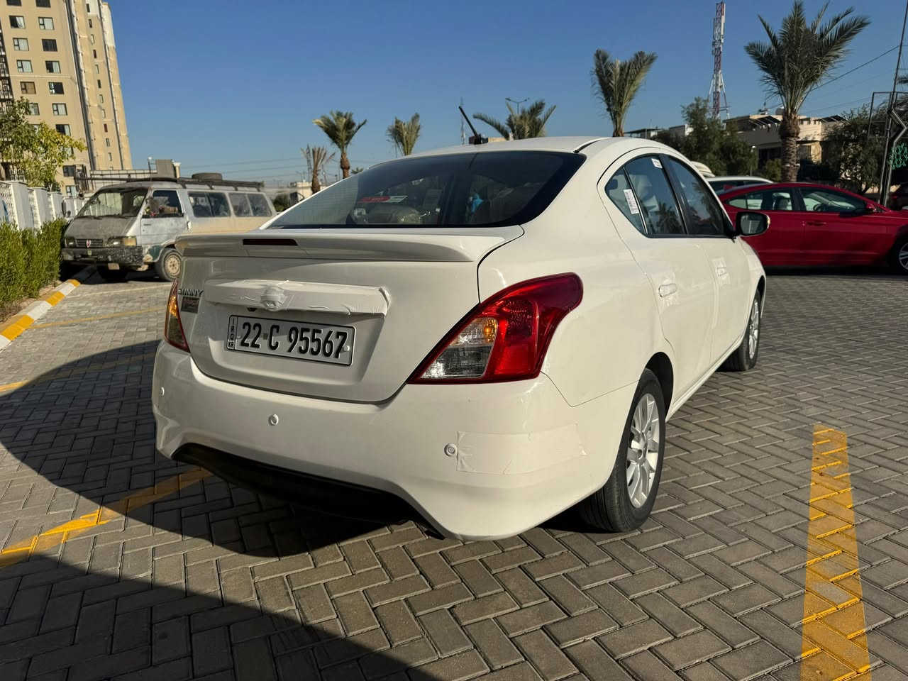 السلام عليكم
نيسان سني مصري 
موديل 2024
ماشيه 45 ألف 
مواصفات 
بصمه 
شاشه 
كأمره 
تبريد شاشه 
قطعتين تبريد 
سياره جاهزه ومكفوله من الصبغ والضربه 
مكانها بغداد حي الجهاد 
السعر 127 $
***********
