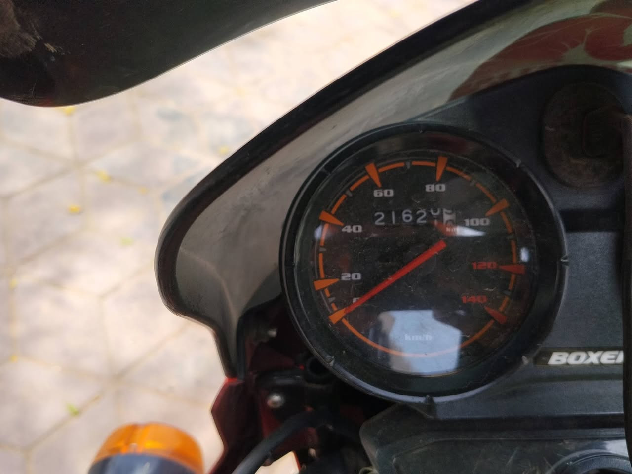 سلام عليكم دراجه بوكسر مرقمه اربيل رقم انكليزي بيها لوحتين للبيع موديل 24 شكل 25 جيب فيتر وفحص دراجه مكفوله بيها نقوصات بسيطه برغي مال دواسه والعداد يرادله بس شد والزنون عطلان الناصي. بس عالي يشتغل كلشي ممبدل بدراجه امانة الله بس الباتري وزنجيل ابو ربل غيرهن ماكو مكاني بغداد كاظميه رايدها ب مليونين  و550وببها مجال بسيط تحويل ثاني يوم الشراي يراسلني خاص


**إذا كنت صاحب هذا الإعلان وتريد حذفه لأي سبب، رجاءا أرسل رسالة إلى الدعم الفني**