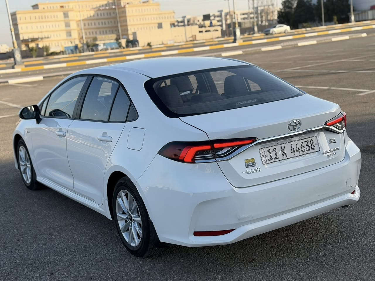 كورلا موديل 25 
موصفات المعروفه 
شاشه
بصمه 
اوتو هولد
رادار
ماشيه 5000
فتحة
السعر 24 مليون
مكاني كربلاء 
***********
