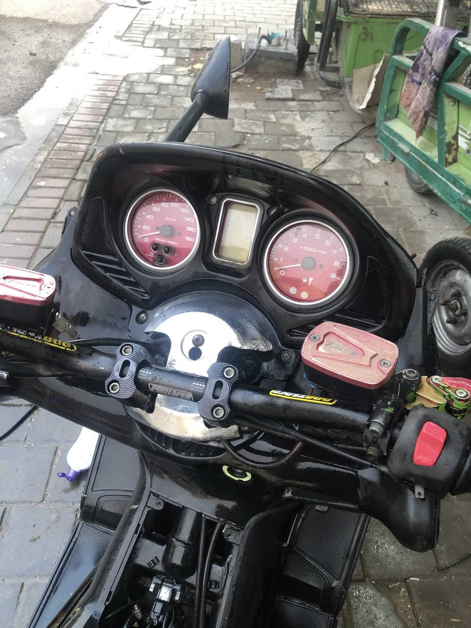 دراجه تيماكس موديل ٨ شلعه معدل دراجه خرسه بيها تزويد صلنصه  رياضي ستيرن رياضي  بكلايت نفطي لد عداد احمر  يدات بريك رياضيات  دراجه بيها تزويد بيها نقص بل كفرات شي بصيط للبيع او للمراوس مكينه مكفوله عل فصله   مكاني بغداد كراده رقمي ***********
