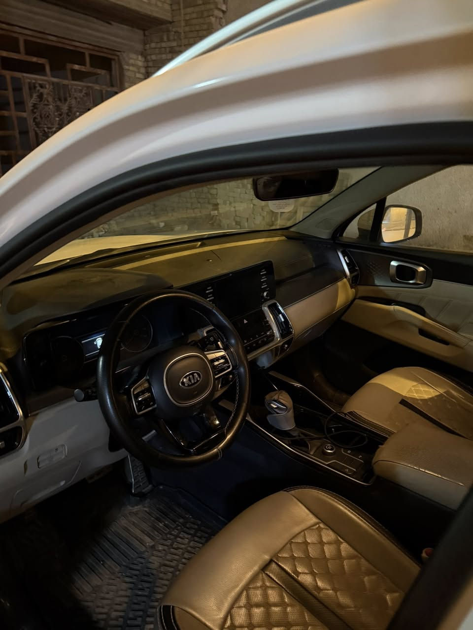 السلام عليكم
سورنتو 2021 للبيع
بيها كم مكان بارد
ماشية 100الف
ب26500 وبيها مجال
مكاني المنصور
***********
