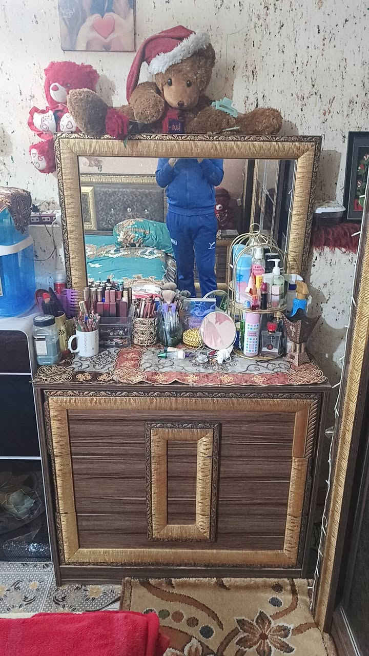 غرفه نوم للبيع السعر ٤٥٠ مكاني كركوك تسعين رقمي ***********
