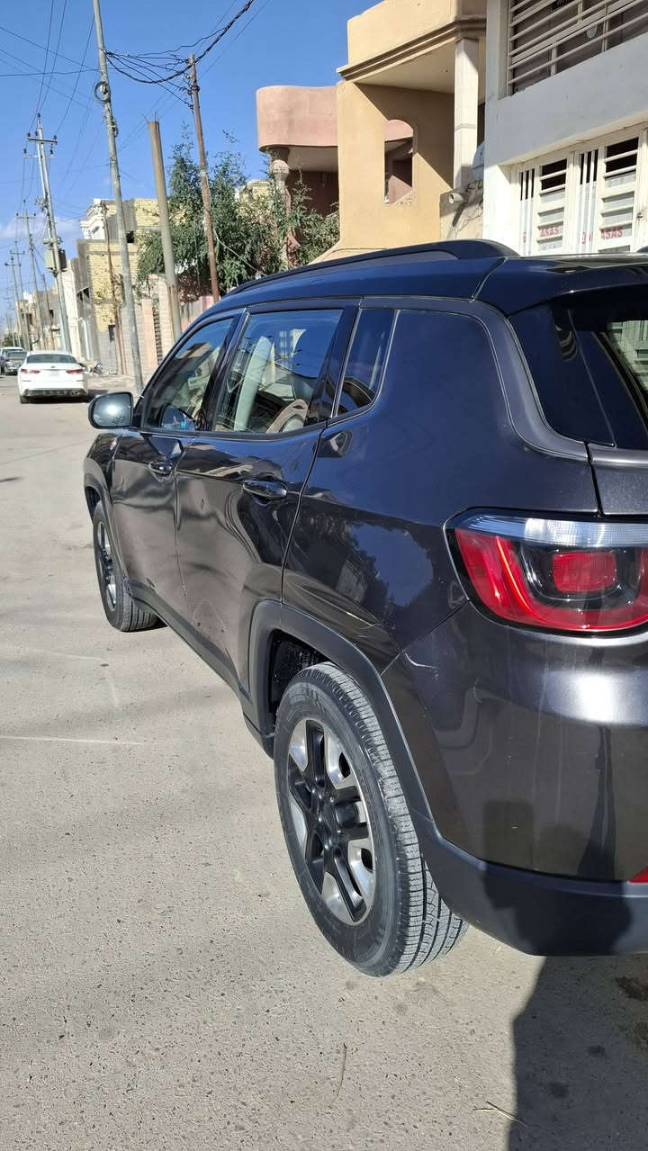 جيب كموباس موديل 2018 محرك 2.4
ذي قار #الناصرية مركز 
حادثها بالتعليق 
السعر $130 وبيها مجال


**إذا كنت صاحب هذا الإعلان وتريد حذفه لأي سبب، رجاءا أرسل رسالة إلى الدعم الفني**