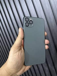 آيفون ١١ برو ماكس • ٢٥٦ • بطارية ١٠٠