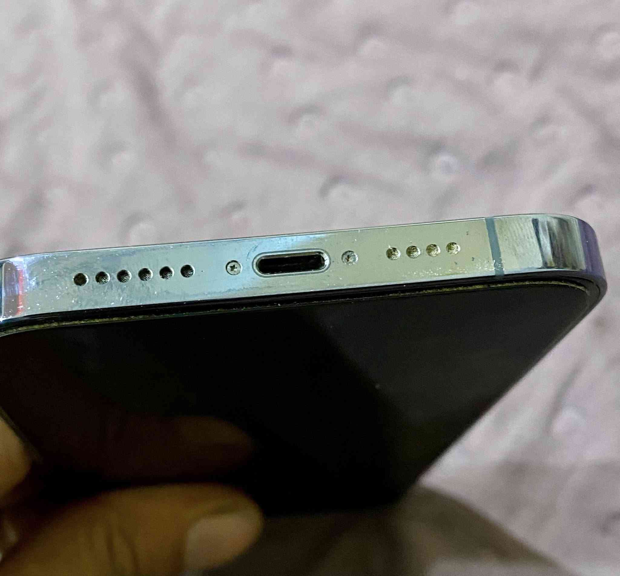 اقره المنشور زين ايفون 13 برو ماكس
شرق اوسط عربي نموذج M 
جهاز نضيف جداً نضافه ٩٥/١٠٠ الون 
لون مميز سييرا بلو ( ازرق فاتح مائل للرصاصي ) 
ذاكره ١٢٨ 
بطاريه ٧٧ 
جهاز مكفول من العطل والصيانه والتبديل 
جهاز اخذه وين متريد افحصه وبي ضمان 
وال ١٣ جهاز عملي المستخدمينه يعرفون متانته 
السعر ٦٠٠ قفل العنوان بغداد حي العامل


**إذا كنت صاحب هذا الإعلان وتريد حذفه لأي سبب، رجاءا أرسل رسالة إلى الدعم الفني**