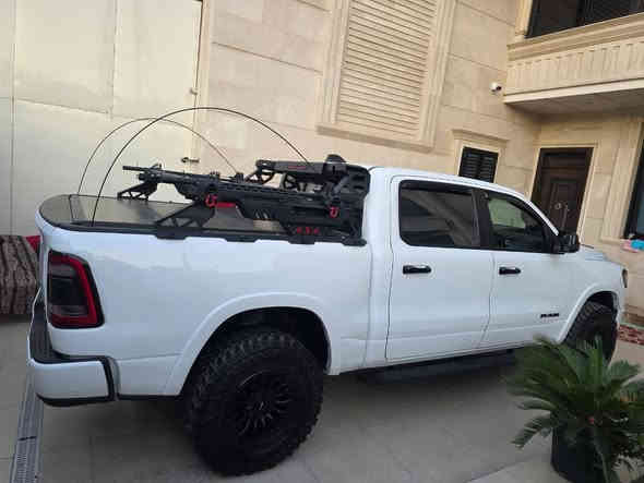 السلام عليكم دوج رام  2023  1/1

فول مواصفات        ((وارد امريكي ))

حادث موضح بصوره بدون تبديل ولا ايرباك

دوج رام 1500 لمتد 

المحرك : V8 5.7L .

(ايرباگ سليم 

بدون ضرر)

المواصفات :

* دفع رباعي 4x4. فور ويل

* رادار تفاعلي مع مانع تصادم. 

* نقطة عمياء. 

* تحذير الخروج عن المسار

* استطفاف ذكي (اوتوپارك).

* دوسات جانبية كهربائية.

* المصابيح الأمامية زنون.

* كشافات الضباب زنون. 

* المصابيح الأمامية والمصابيح الخلفية LED. 

* دخول ذكي (بصمة). 

* تشغيل عن بعد.

* مقاعد من الجلد الفاخر. 

* المقاعد كهربائية مع ميموري.

* المقاعد الأمامية تبريد وتدفئة. 

* المقاعد الخلفية تبريد وتدفئة. 

*الستيرن تدفئه 

* شاشة كبيرة 12 أنچ.

* نظام ملاحة نفكيشن GPS.

* حساسات امامية وخلفية.

* 

* مانع تصادم خلفي. 

* مكيف خلفي.

*محدد سرعة.

* ويل كروم قياس 22 انج.

* مرايا كهربائية جانبية من الكروم قابلة للطي كهربائيا.

* شاحن موبايل لاسلكي (واير ليس).

* الشباك الخلفي كهربائي. 

* المرايا الجانبية تدفئة. 

* باب الصندوق كهربائي.

* غطاء من الجلد للصندوق الخلفي .*

* امكانية تعديل ارتفاع دواسات البنزين والبريك.

* هاند بريك كهربائي.

* جوبلسات جگات تصعد وتنزل 

* حساسات امامية. 

* حساسات خلفية. *

* مرايا مع خاصية التعتيم الذاتي. 

* مساحات تخزين إضافية 

ماشيه 8000 الاف 

السعر 40: وبيه مجال لشراي 
يعني اربع شدات وبيه مجال 

للاستفسار الاتصال على الارقام الموجوده
*********** حسين
